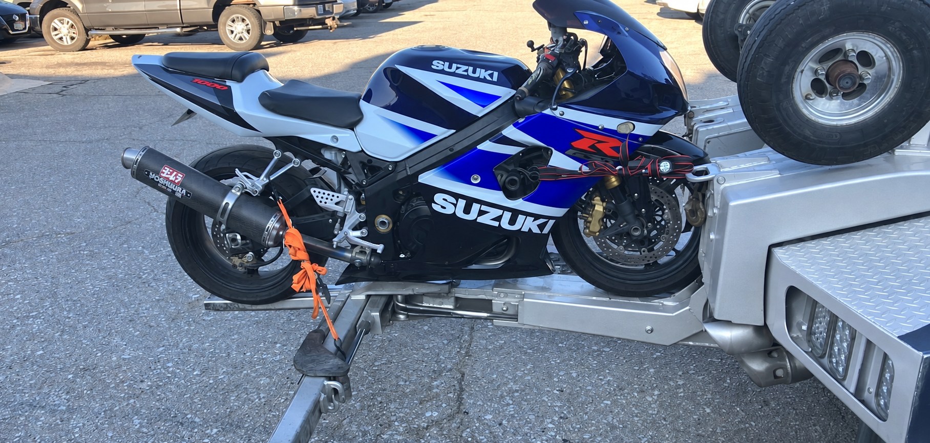 GSX-R strapped down